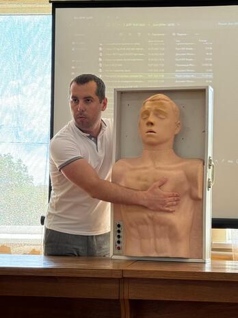 Енергетики опановують навички, що рятують життя