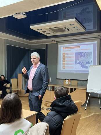 АТ «Прикарпаттяобленерго» поділилося управлінським досвідом зі студентами КНУВС